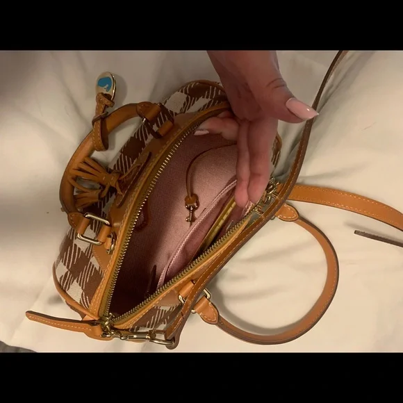 Y2k Vintage Dooney & Bourke brown/white satchel 🤎 - Picture 5 of 8